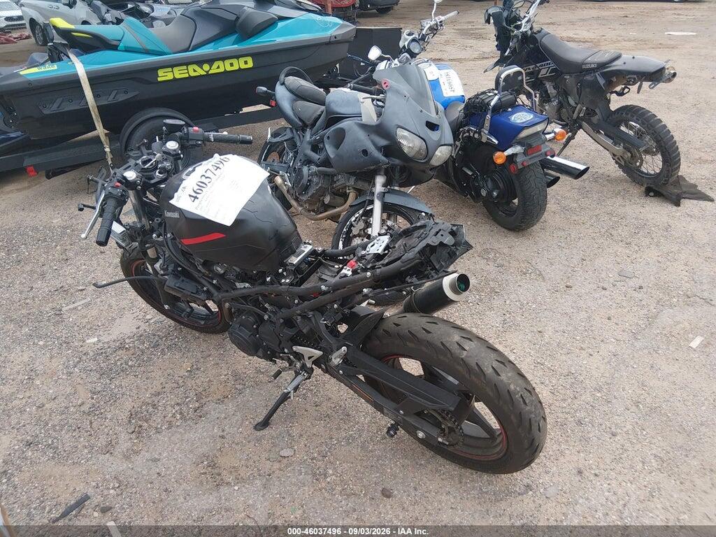 ML5EXGJ19SDA47070 2025 KAWASAKI EX500 photo no. 4