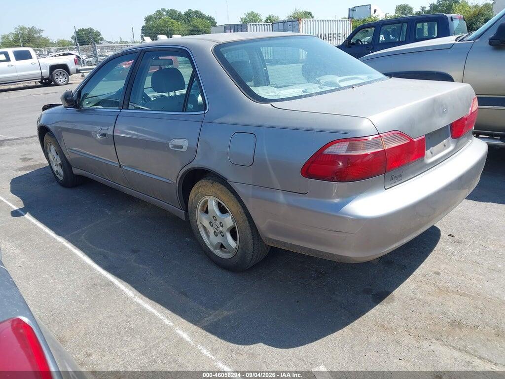 1HGCG1651YA078103 2000 HONDA ACCORD photo no. 3