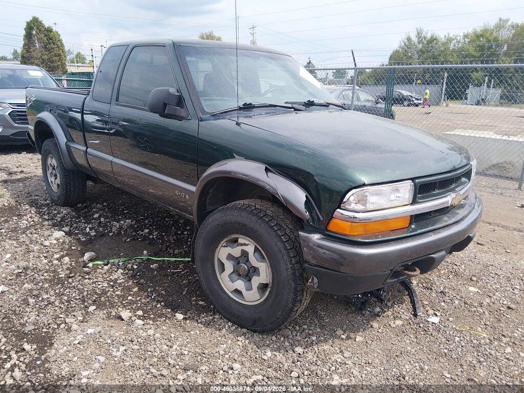 2001 CHEVROLET S-10 1GCCT19W318213173