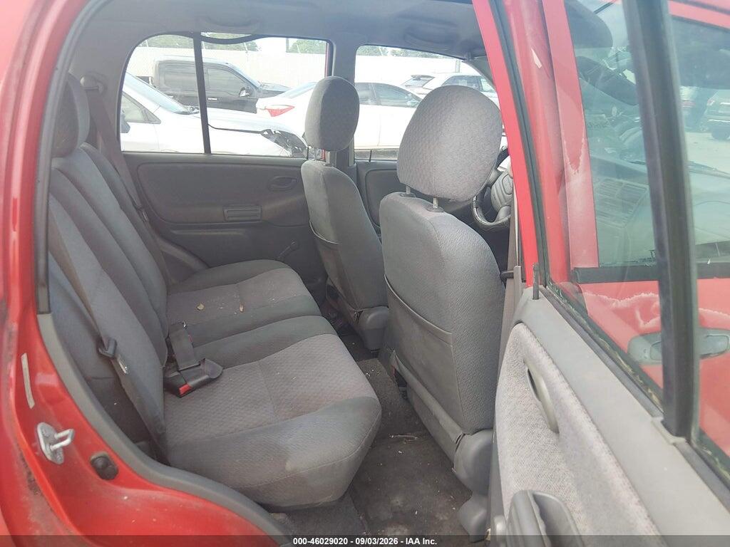 2CNBE13C516901746 2001 CHEVROLET TRACKER photo no. 8