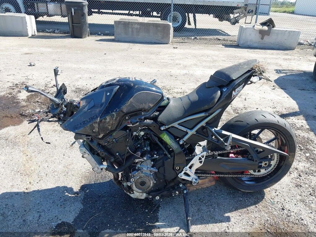 JS1EM13B0S7101024 2025 SUZUKI GSX800 photo no. 12