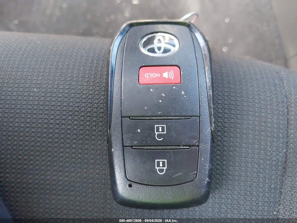 JTND4MBE5S3239627 2025 TOYOTA COROLLA photo no. 11