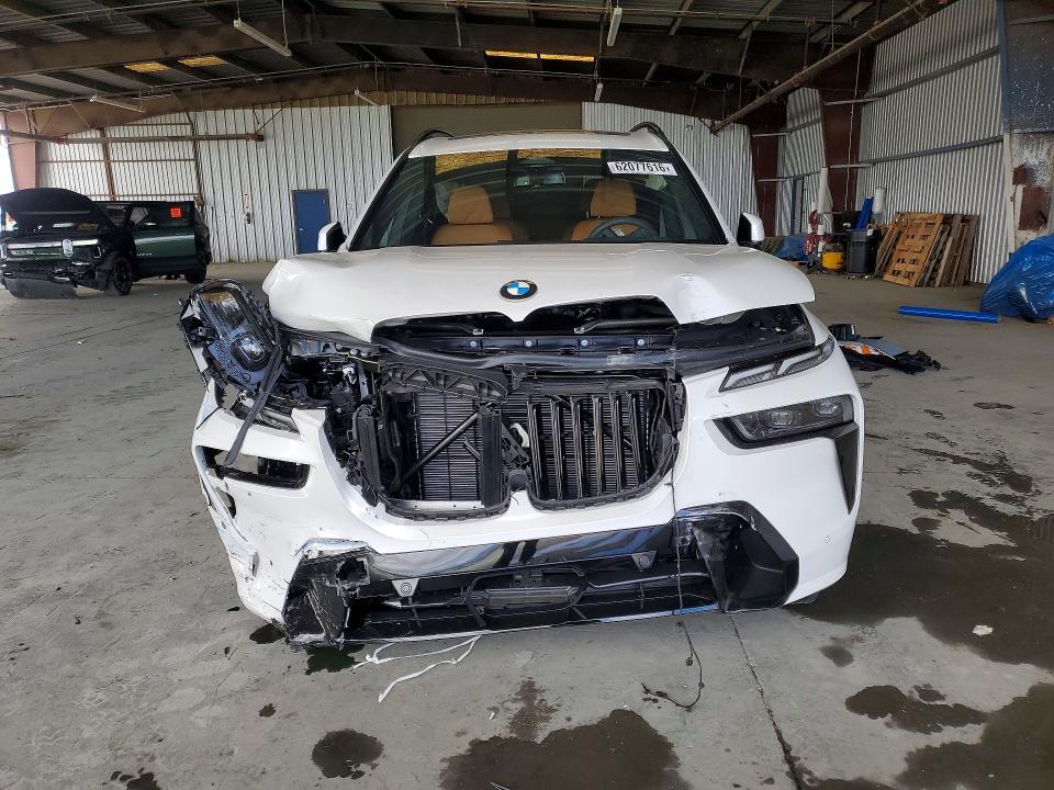 5UX23EM04T9384130 2026 BMW X7 photo no. 5