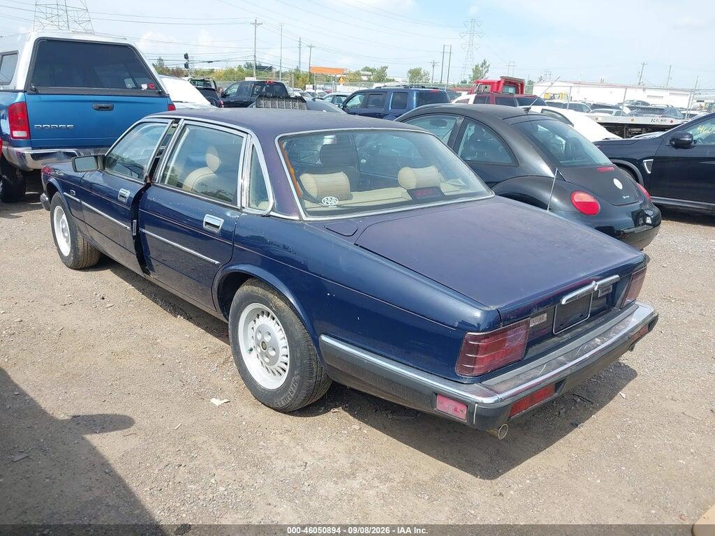 SAJHY1743LC611672 1990 JAGUAR XJ6 photo no. 3