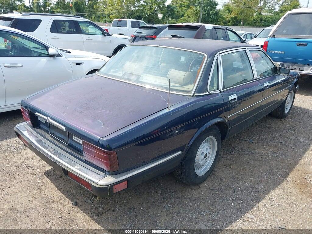 SAJHY1743LC611672 1990 JAGUAR XJ6 photo no. 4