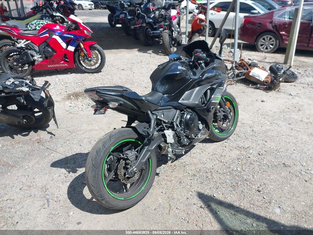 JKAEXEK12KDA28847 2019 KAWASAKI EX650 photo no. 4