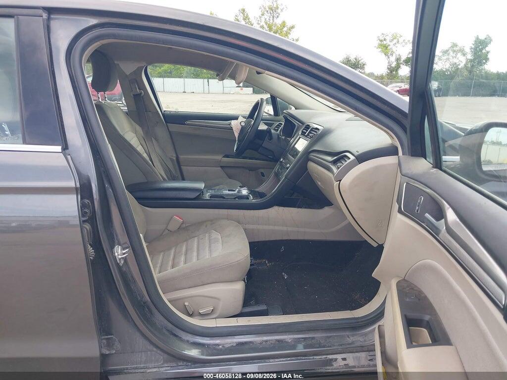 3FA6P0LUXKR207248 2019 FORD FUSION HYBRID photo no. 4
