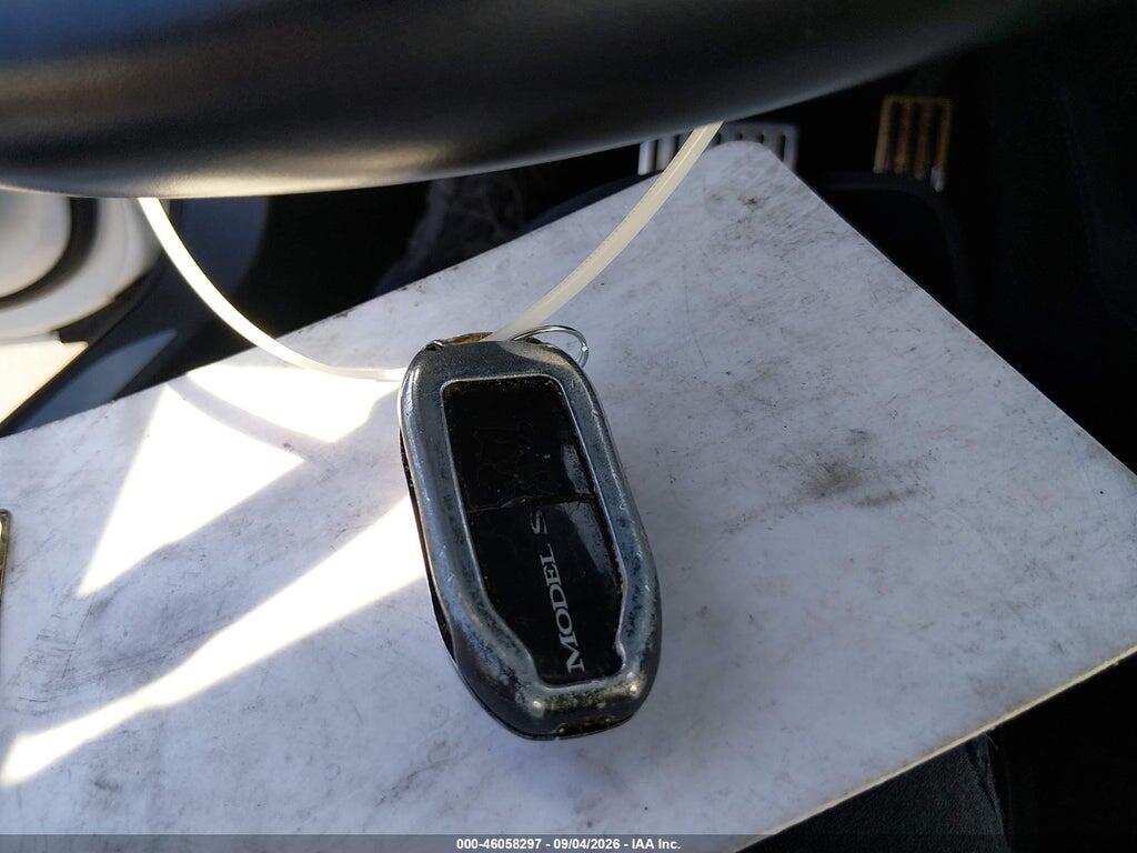 5YJSA1E45LF415795 2020 TESLA MODEL S photo no. 11