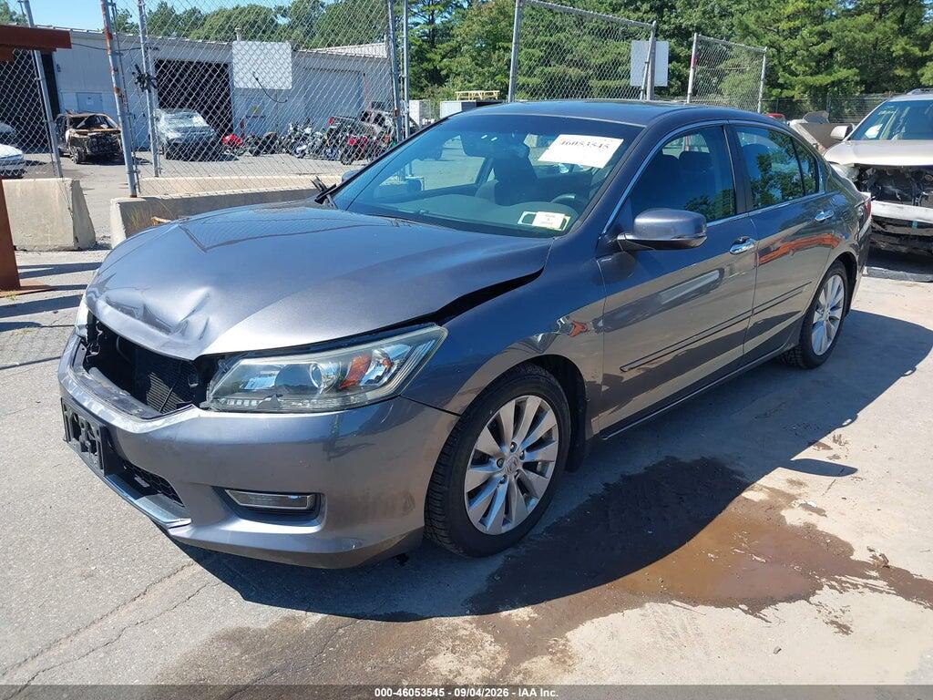 1HGCR2F78DA070883 2013 HONDA ACCORD photo no. 2