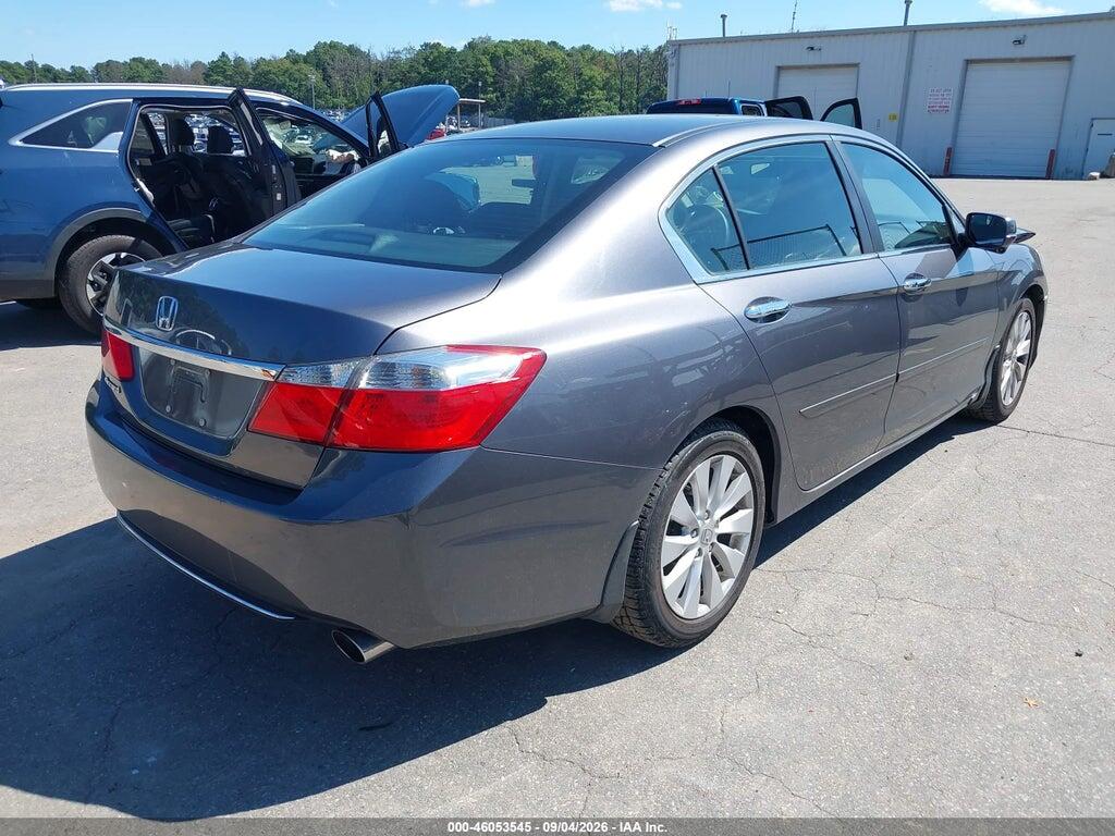 1HGCR2F78DA070883 2013 HONDA ACCORD photo no. 4
