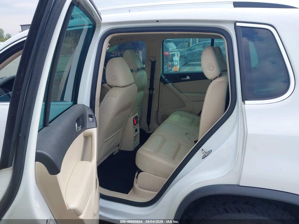 WVGVV7AXXHK009487 2017 VOLKSWAGEN TIGUAN photo no. 8