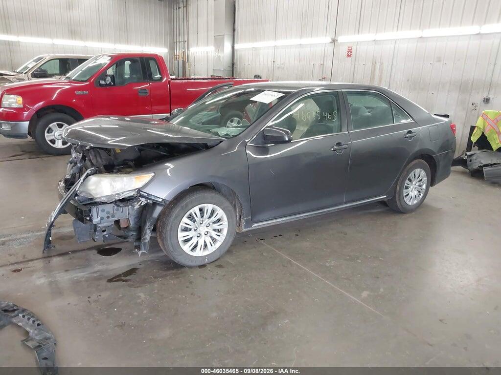 4T4BF1FK7ER359286 2014 TOYOTA CAMRY photo no. 2