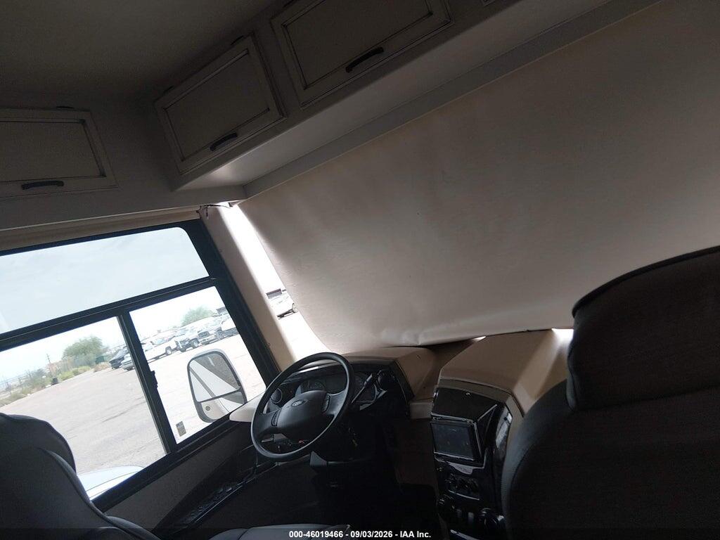 1F65F5DY0K0A17582 2019 FORD F53 photo no. 7