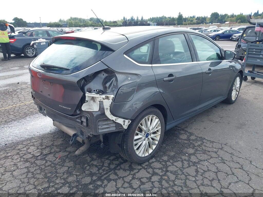 1FADP3N23HL325623 2017 FORD FOCUS photo no. 4