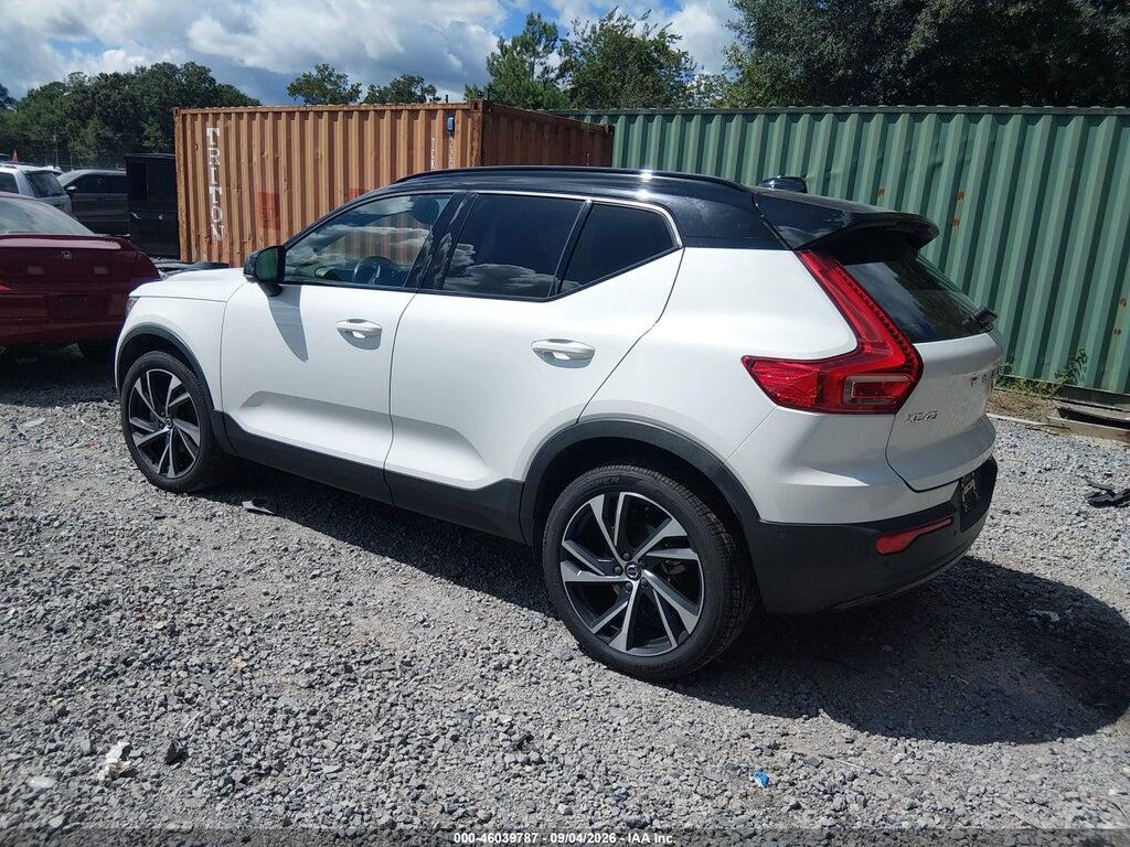 YV4AC2HM3M2507982 2021 VOLVO XC40 photo no. 3