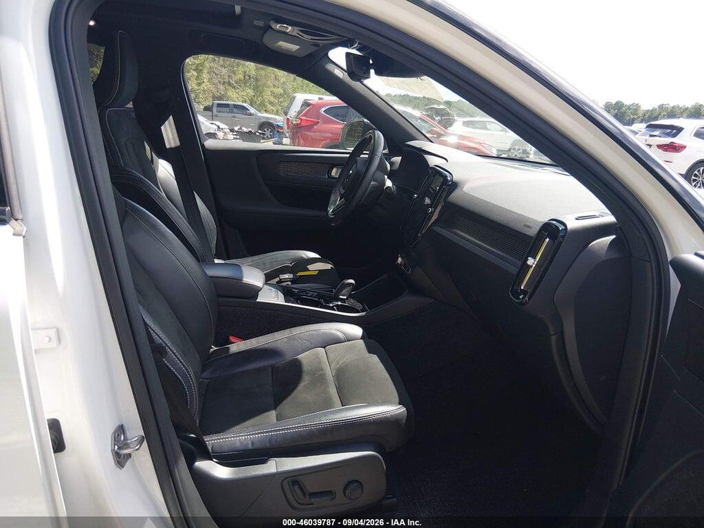 YV4AC2HM3M2507982 2021 VOLVO XC40 photo no. 5