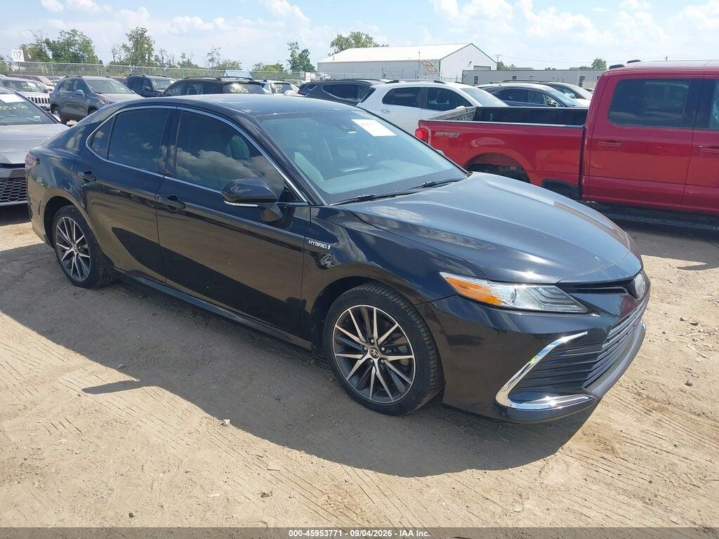 2021 TOYOTA CAMRY 4T1F31AK4MU560296