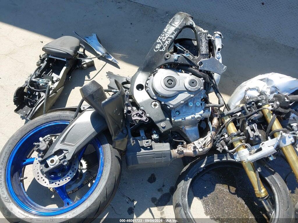 JS1GR7MA2T7101076 2026 SUZUKI GSX-R750 photo no. 4
