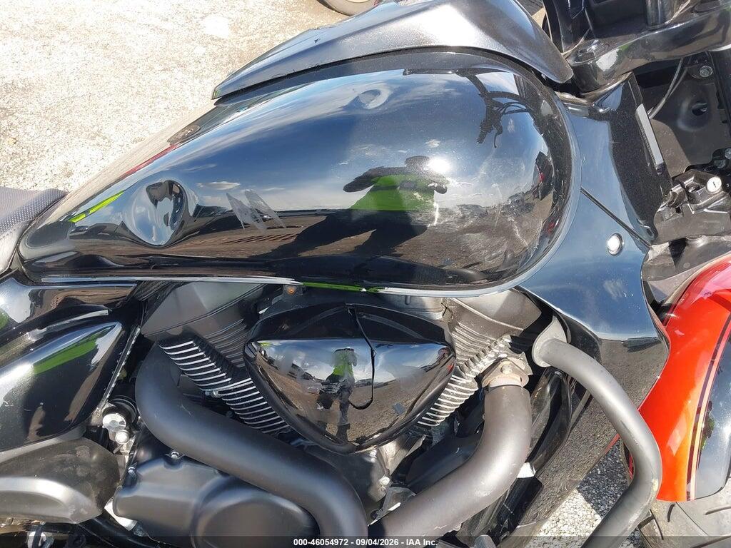 JS1VY53A6B2100394 2011 SUZUKI VZR1800 photo no. 12
