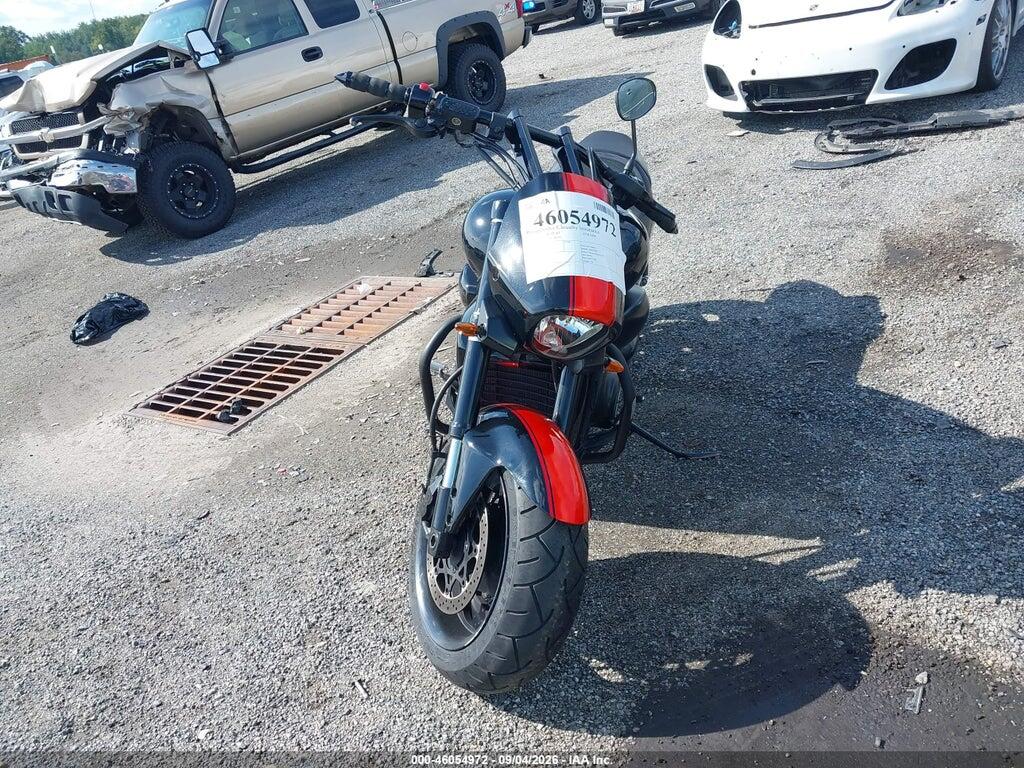 JS1VY53A6B2100394 2011 SUZUKI VZR1800 photo no. 5