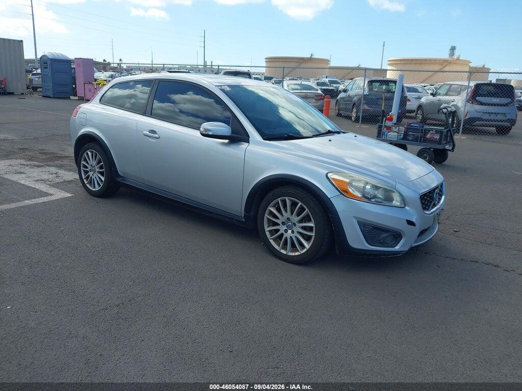 2011 VOLVO C30 YV1672MK0B2241958