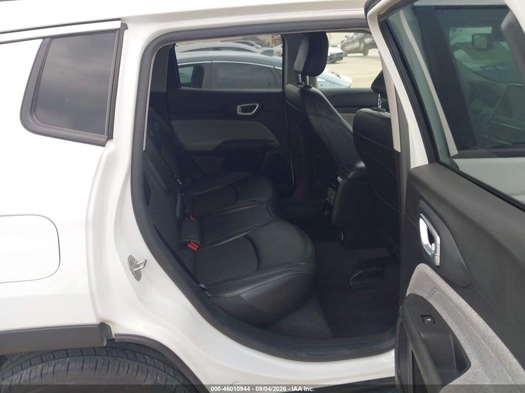 3C4NJDBB1NT205975 2022 JEEP COMPASS photo no. 8
