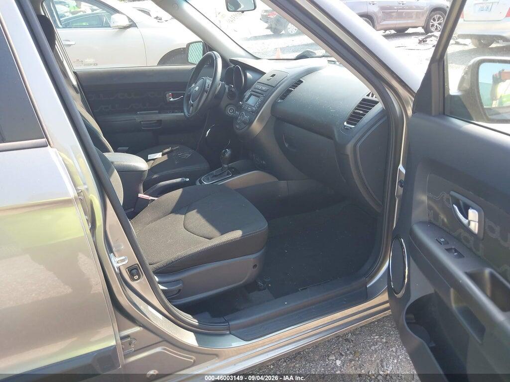 KNDJT2A62C7420686 2012 KIA SOUL photo no. 5