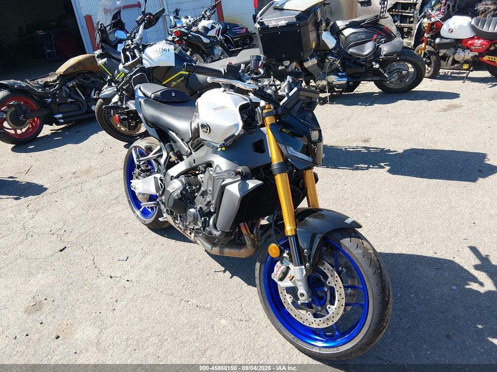 2025 YAMAHA MT09 JYARN95E0SA001319