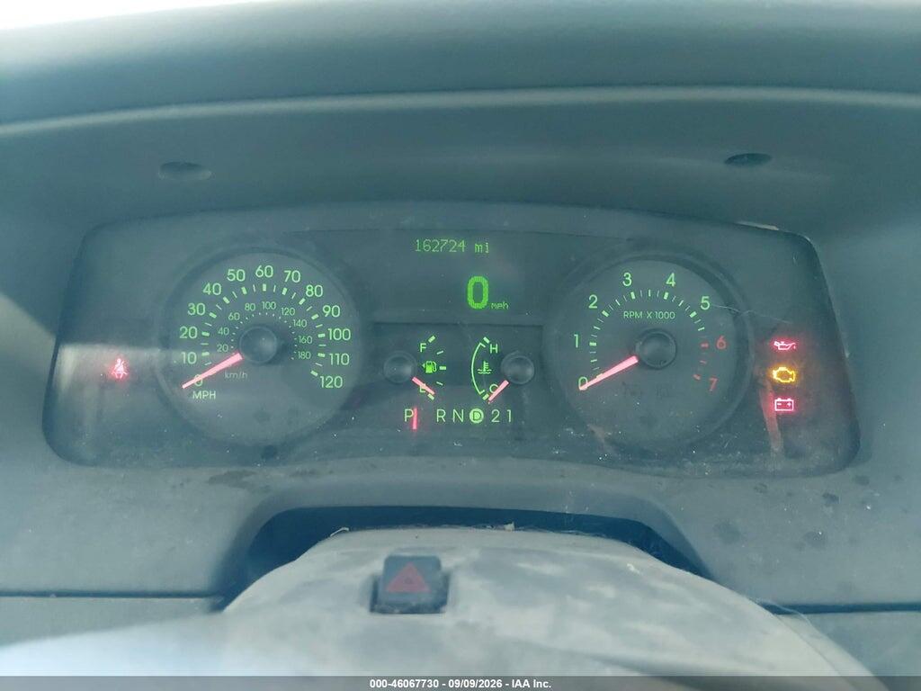 2MEBM7FV6AX624220 2010 MERCURY GRAND MARQUIS photo no. 7