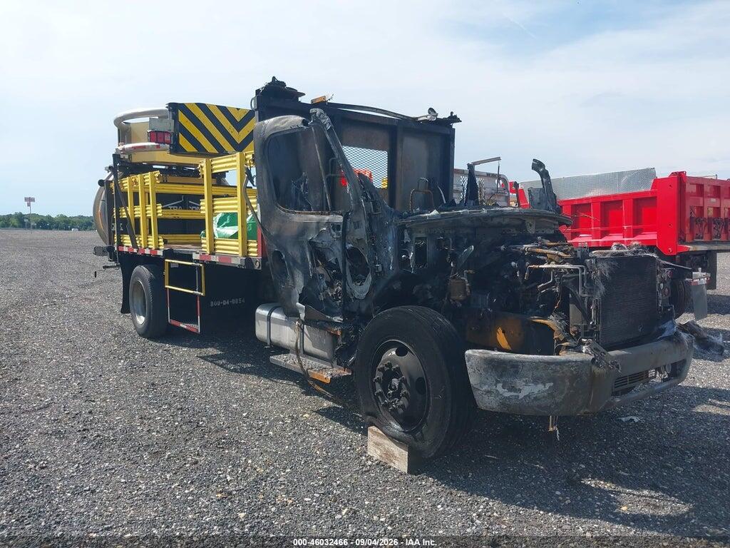 2008 FREIGHTLINER M2 1FVACXDJ98HZ63357