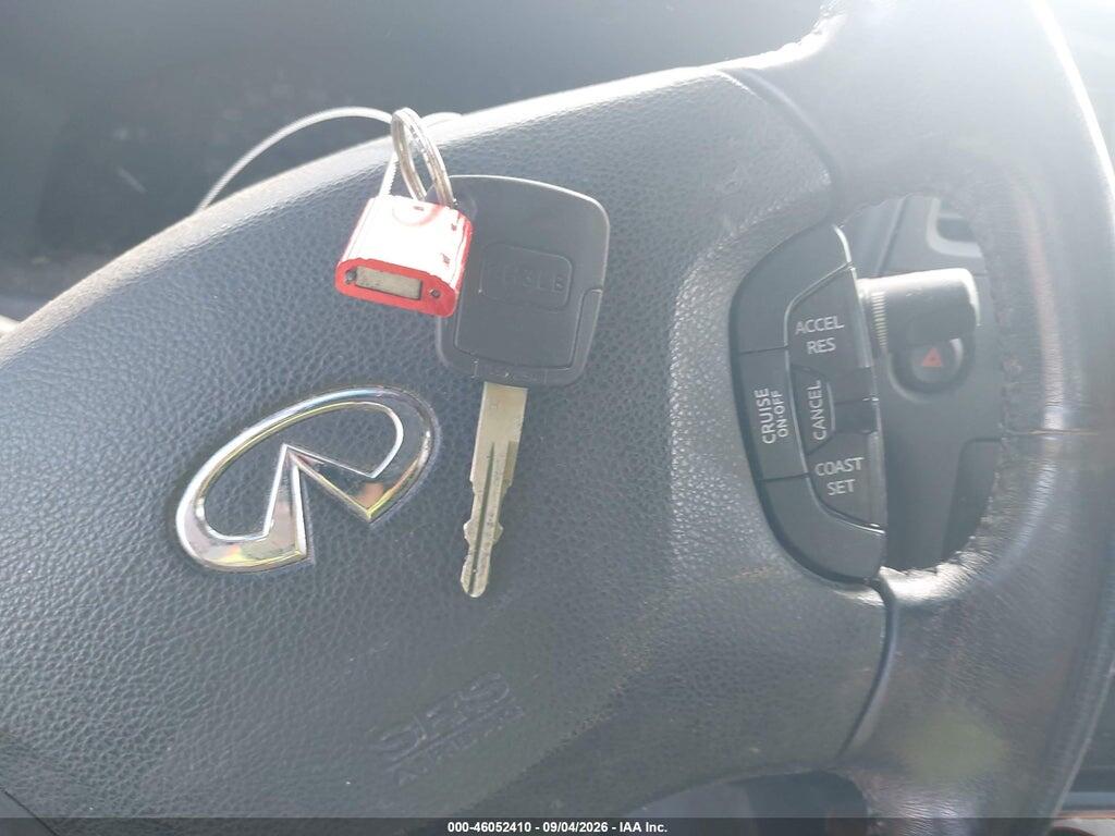 JNRDR09Y93W305496 2003 INFINITI QX4 photo no. 11