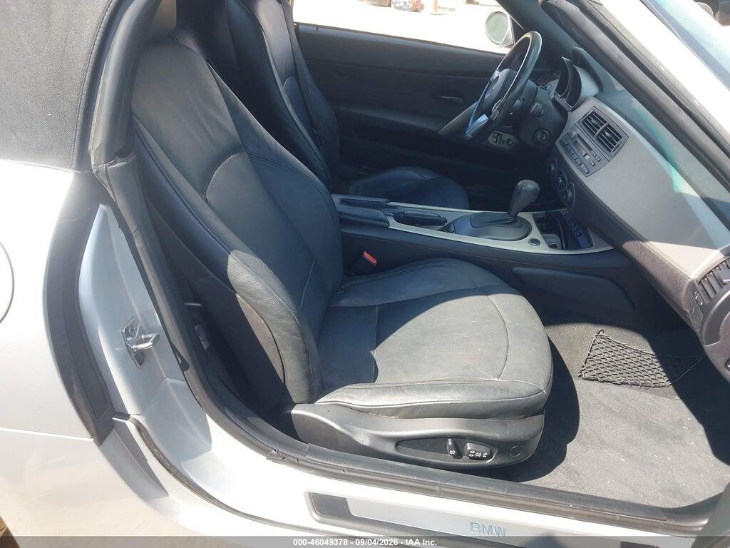 4USBT33594LS51350 2004 BMW Z4 photo no. 5