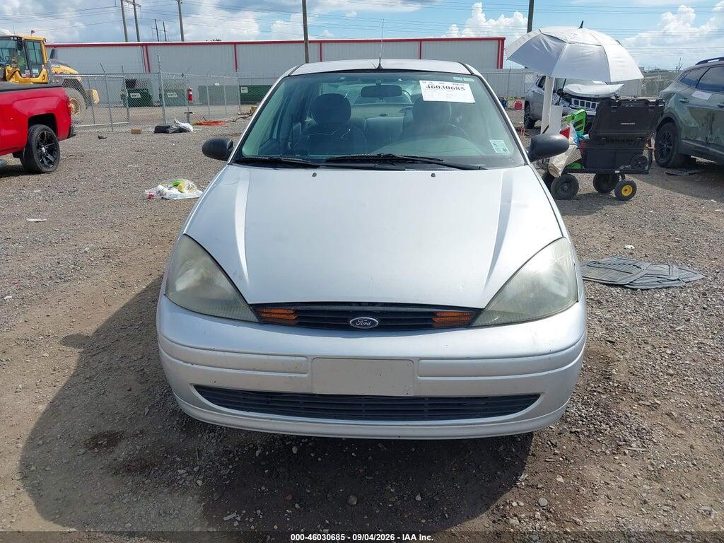 1FAFP343X4W180639 2004 FORD FOCUS photo no. 12