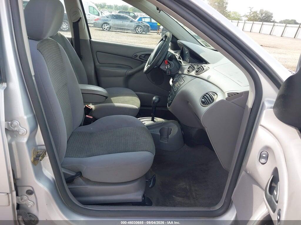 1FAFP343X4W180639 2004 FORD FOCUS photo no. 5