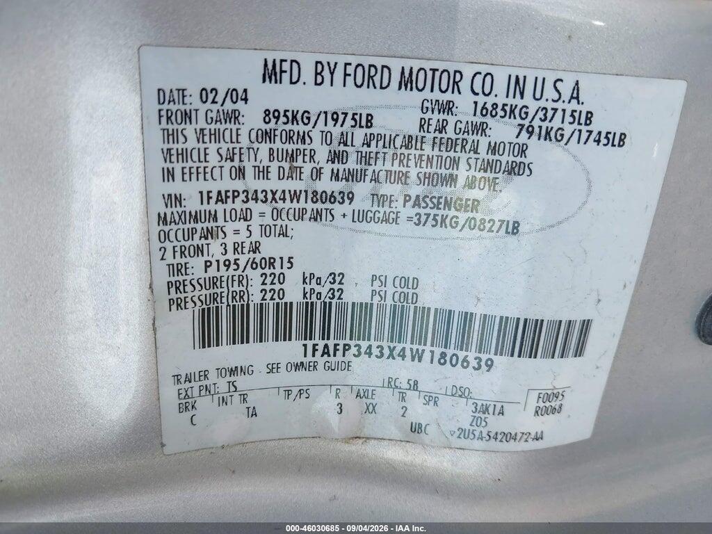 1FAFP343X4W180639 2004 FORD FOCUS photo no. 9