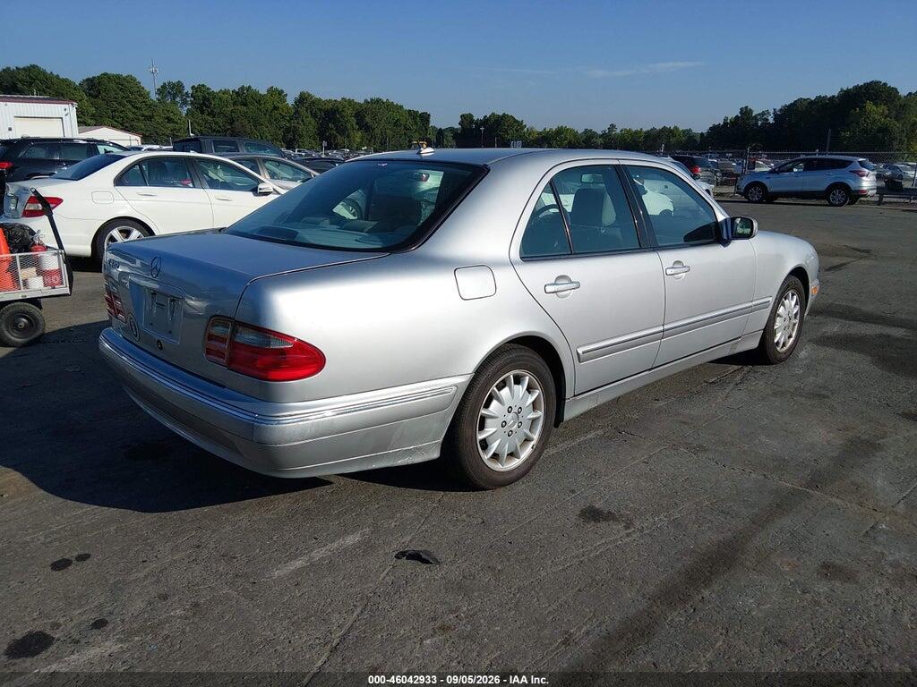 WDBJF65J5YA992051 2000 MERCEDES-BENZ E 320 photo no. 4