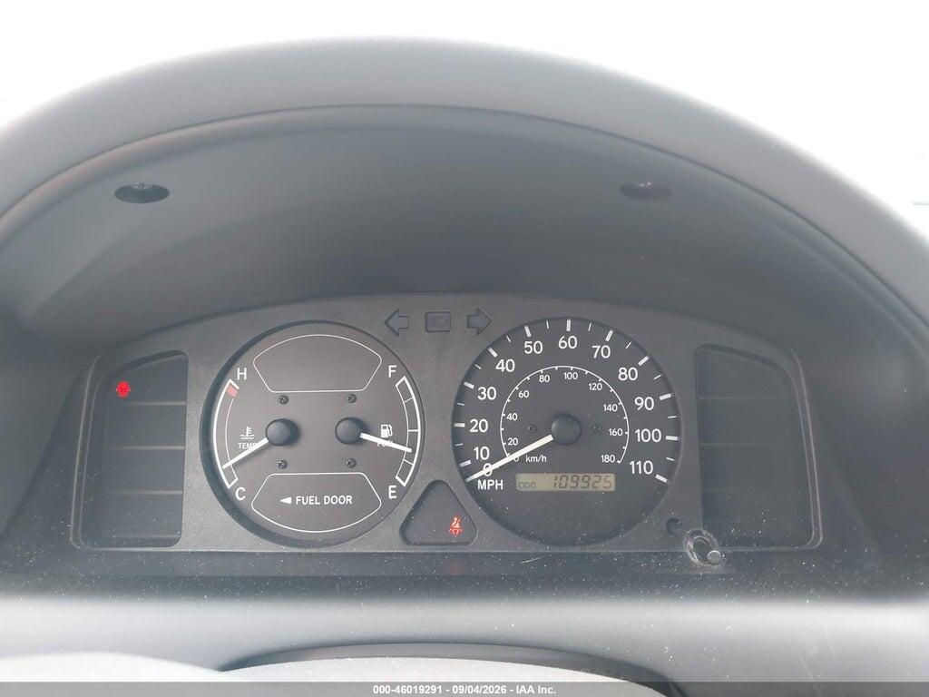1NXBR12EX2Z630855 2002 TOYOTA COROLLA photo no. 7