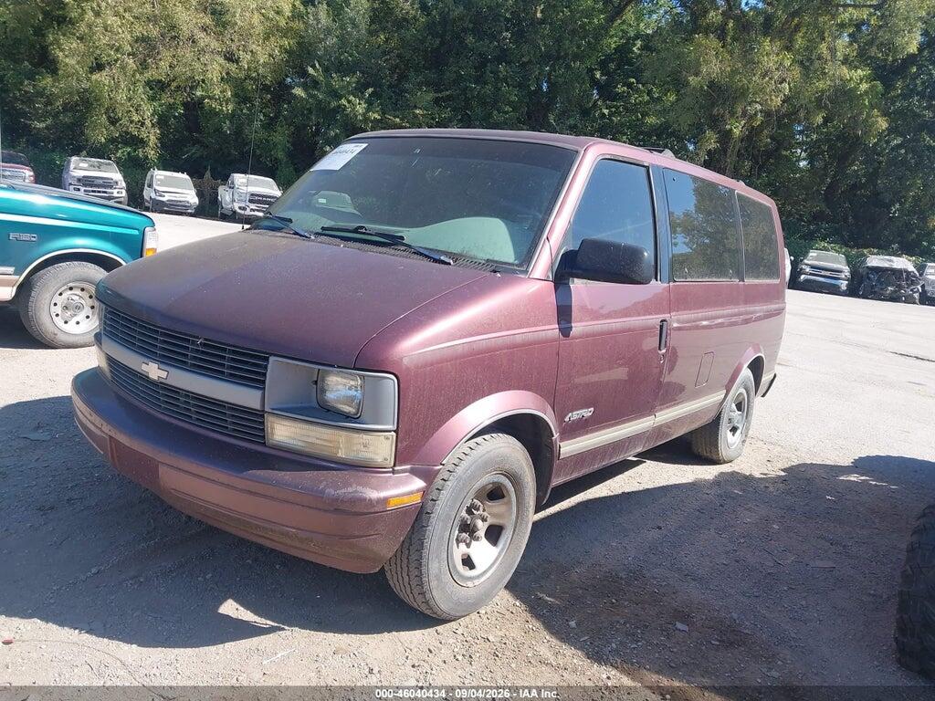 1GNDM19WXVB207694 1997 CHEVROLET ASTRO photo no. 2