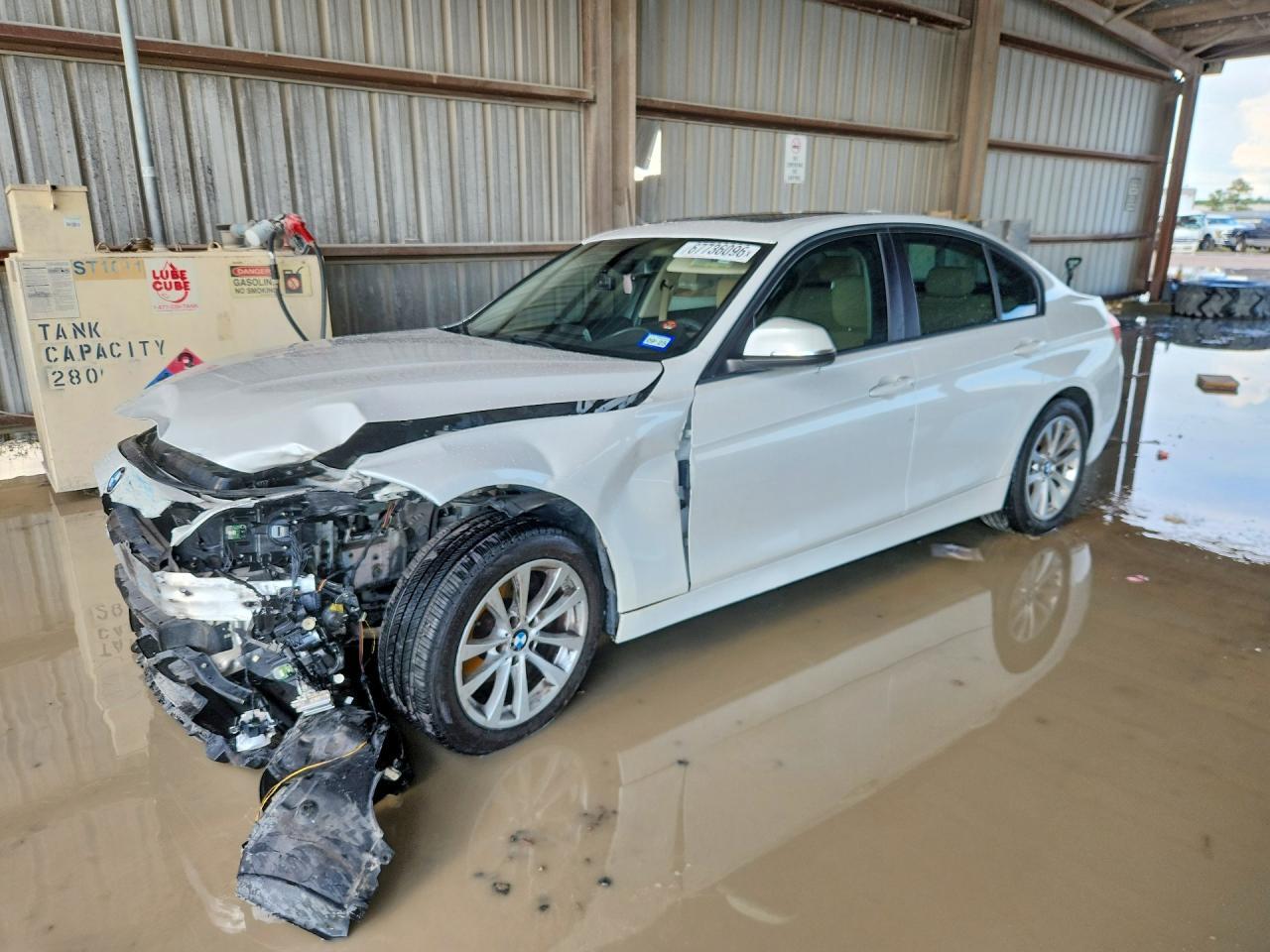 2018 BMW 320 WBA8E1G57JNU91714
