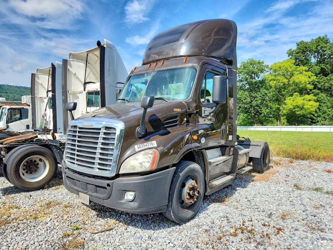 2017 FREIGHTLINER CASCADIA 113 1FUBGBDV3HLHH2581