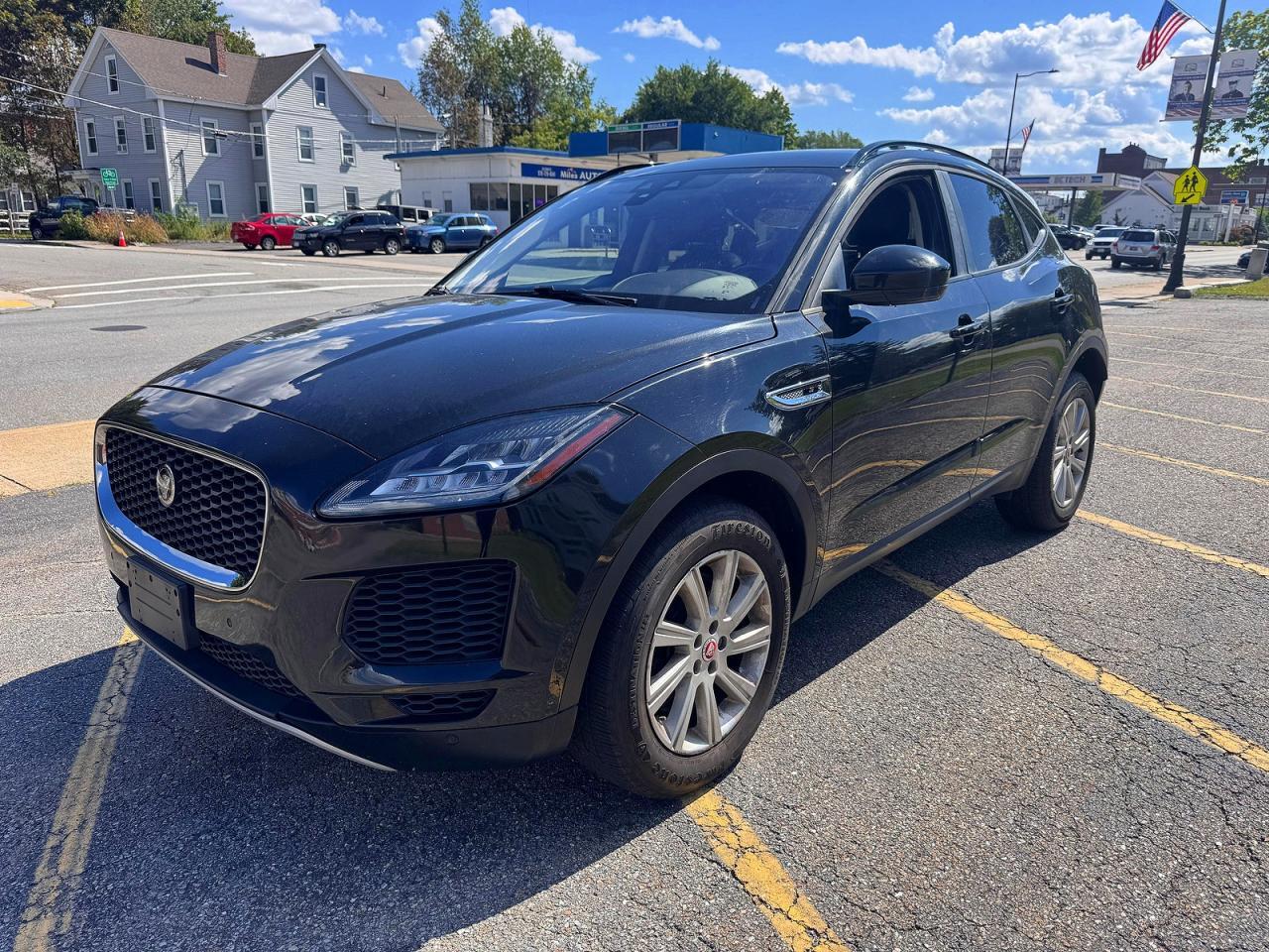 2019 JAGUAR E-PACE S — Фото 2 из 10