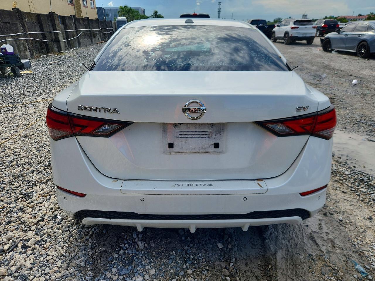 2021 NISSAN SENTRA SV — Фото 6 из 12