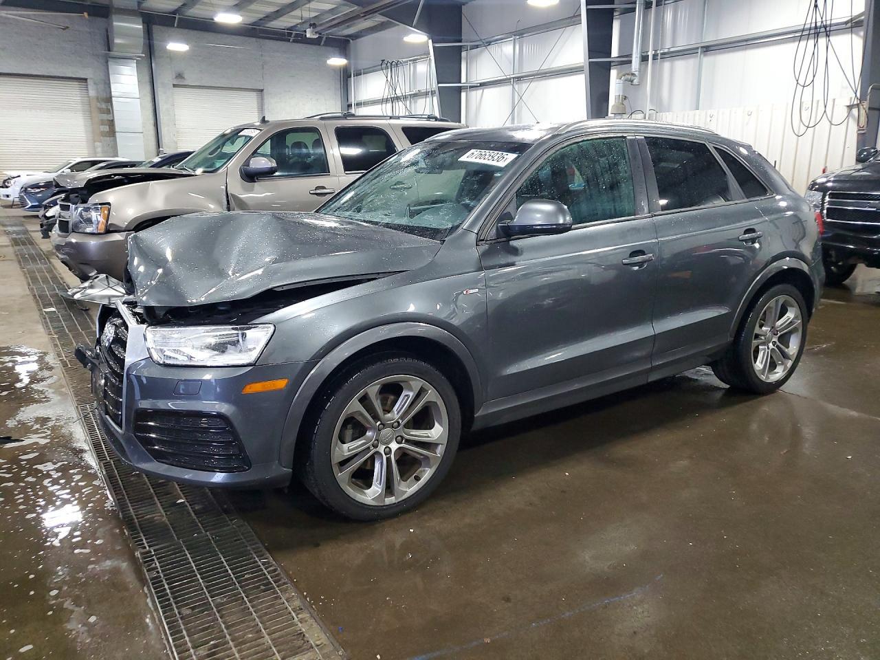 2018 AUDI Q3 WA1ECCFS1JR012057
