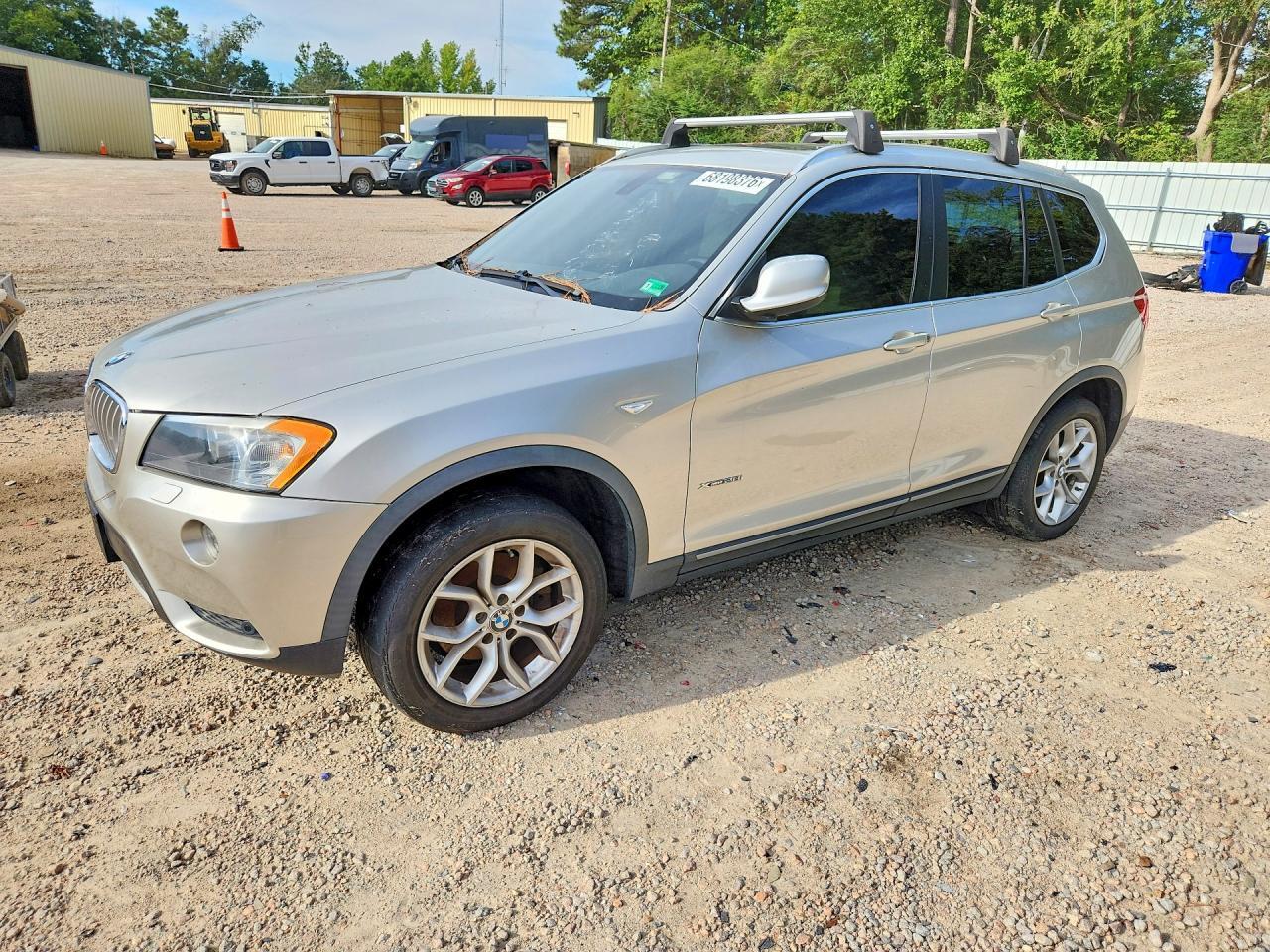 2013 BMW X3 5UXWX9C56D0D01087