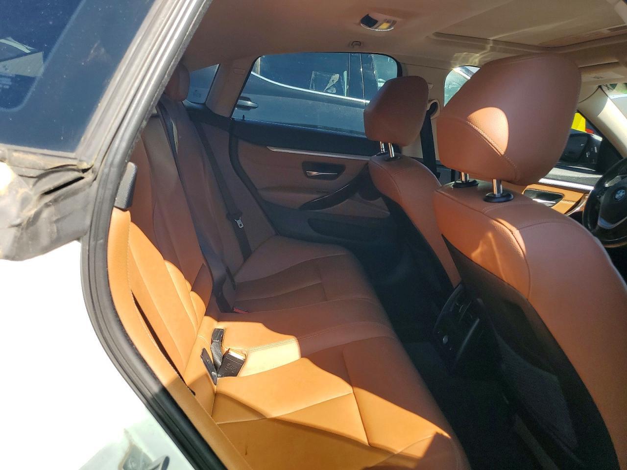 WBA4A7C5XFD413766 2015 BMW 428 photo no. 10