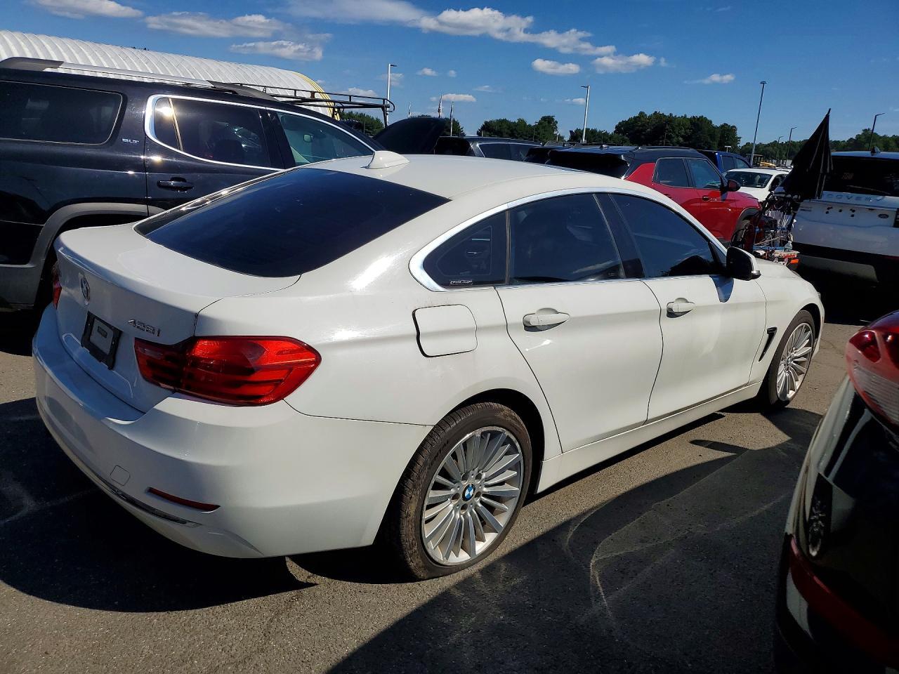 WBA4A7C5XFD413766 2015 BMW 428 photo no. 3
