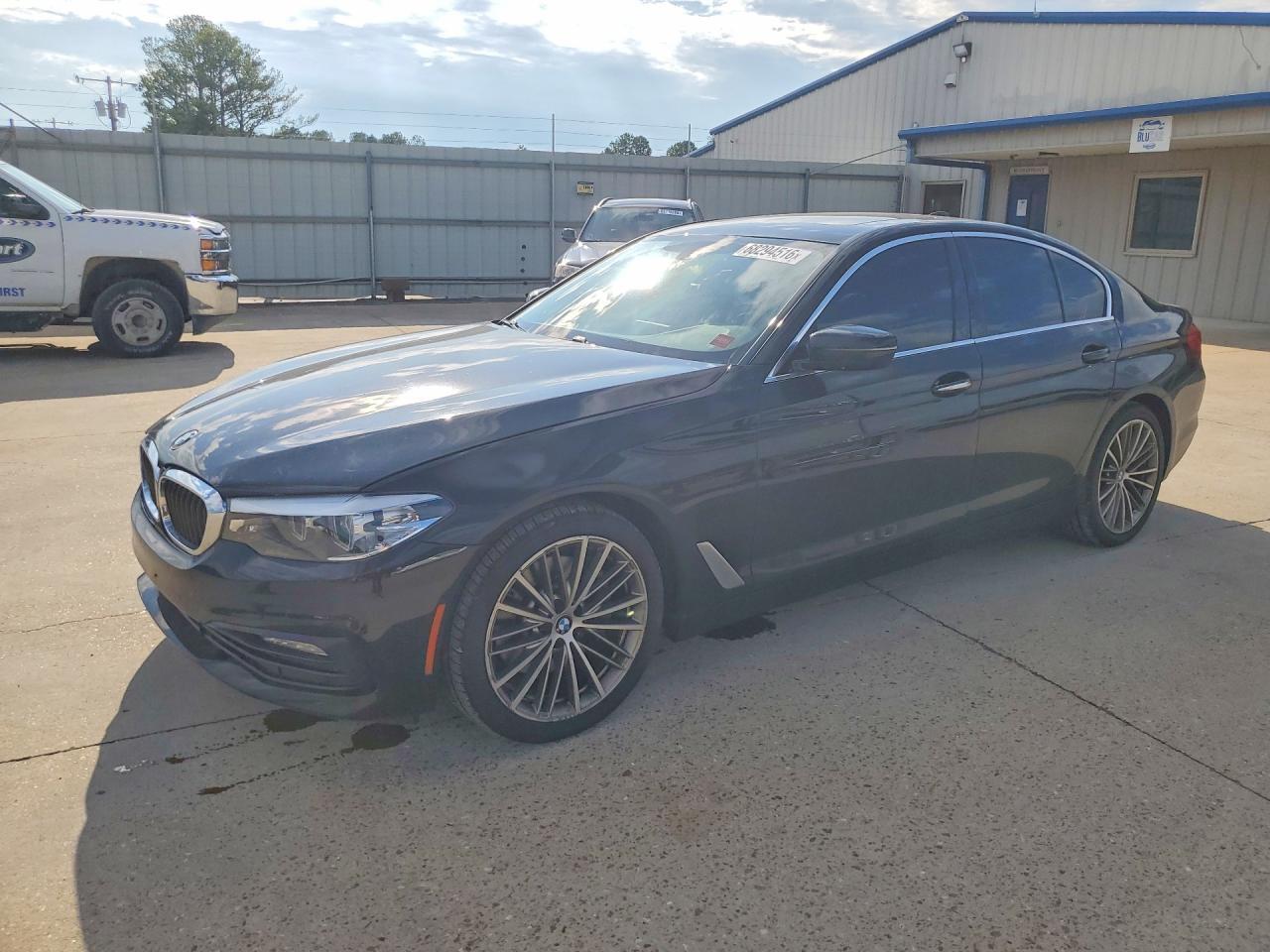 2018 BMW 530 WBAJA5C58JWA39097