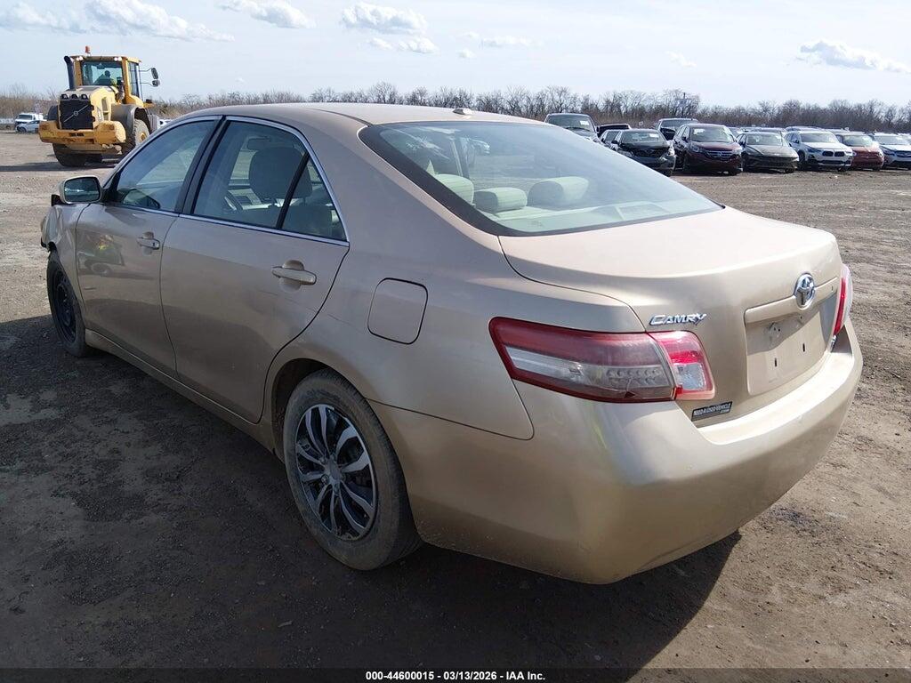4T1BF3EKXBU189122 2011 TOYOTA CAMRY photo no. 3
