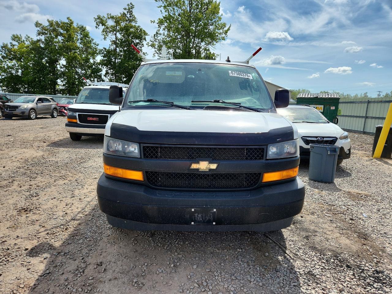 2020 CHEVROLET EXPRESS G2500 — Фото 5 из 13