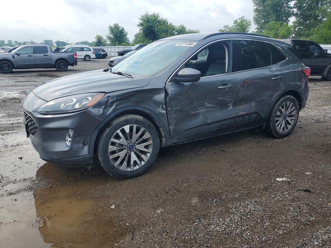 2022 FORD ESCAPE 1FMCU9J9XNUB03246